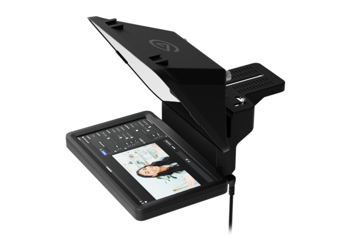 Ecranul integrat de 9 inch al teleprompterului Elgato Prompter